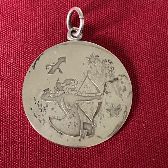 Charles Thomae I STG I Zodiac Medallion I Sagittarius - Picture 1 of 16